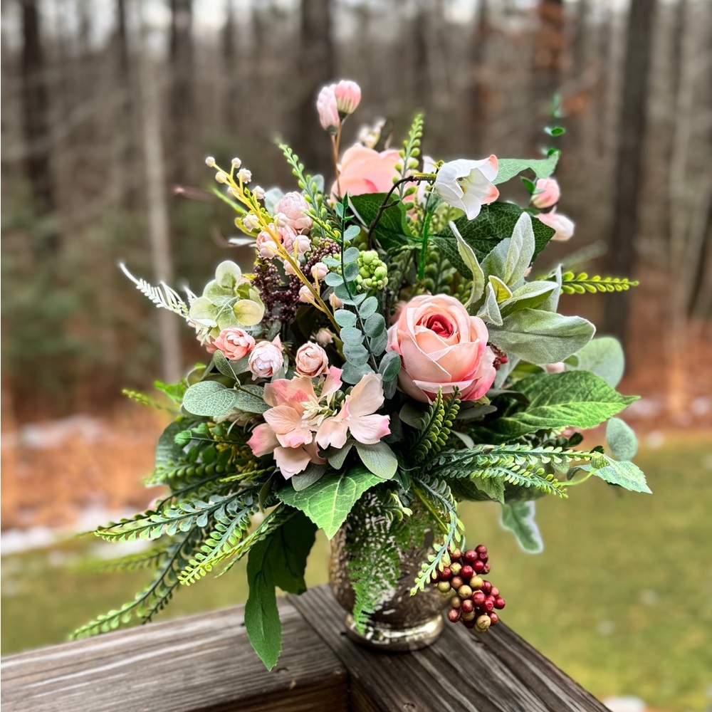 Extra shipping Elegant Dusty Pink Roses Floral Arrangement